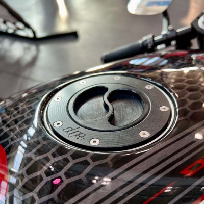 Black Fuel Filler Aircraft Cap Gas Cover BMW K75 K100 K1100 Cafe Racer Scrambler
