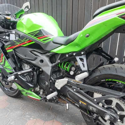 Front Sets Driver's Footrest Footpegs Kawasaki ZX4-RR Ninja ZX400 (2023-2025) Stunt Gymkhana
