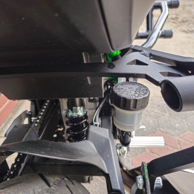 Sety Tylne Podnóżki Łączone Subcage Kawasaki Z500 ABS (2024-2025) Stunt Ghymkana Track