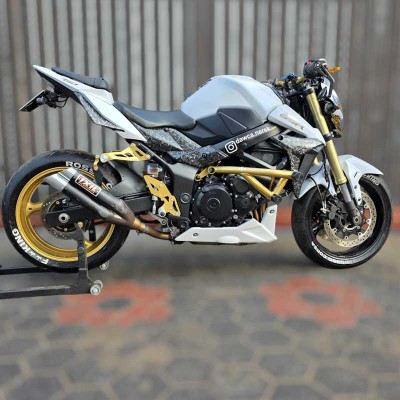 Front Sets Driver's Footrest Footpegs Suzuki GSR 750 (2011-2017) Stunt Gymkhana