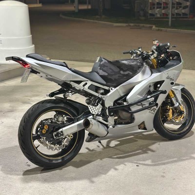 Aluminiowe Podnóżki Pegi Przód Kawasaki 636 (2003-2004) Stunt
