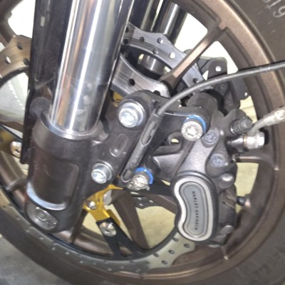 Lewe Mocowanie Adapter Seryjnego Zacisku na 355mm (14") tarczę Harley Davidson Dyna Softail Touring