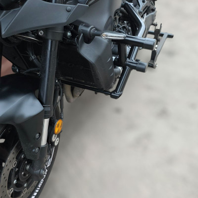 Klatka Osłona Silnika Gmol Ochraniacz Yamaha MT09 FZ09 FJ09 XSR900 Tracer 900 (2021-2023) OSK Gymkhana Ulica Tor