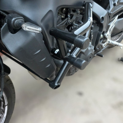 Klatka Osłona Silnika Gmol Ochraniacz Yamaha MT09 FZ09 FJ09 XSR900 Tracer 900 (2021-2023) OSK Gymkhana Ulica Tor