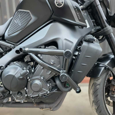 Klatka Osłona Silnika Gmol Ochraniacz Yamaha MT09 FZ09 FJ09 XSR900 Tracer 900 (2021-2023) OSK Gymkhana Ulica Tor