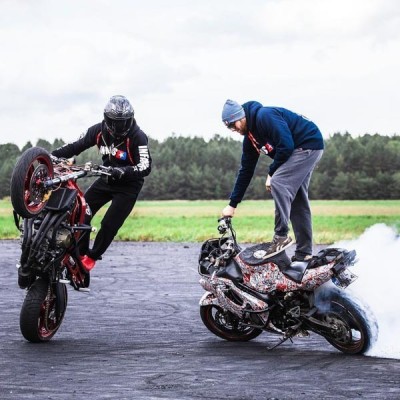 Handbrake bracket for Suzuki GSXR 600 750 K6 K7 (06-07) 300 mm rotor – 3x radial – stunt
