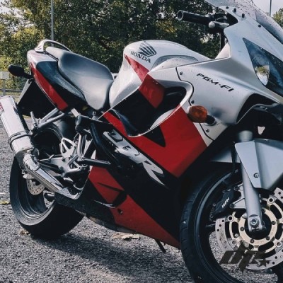 Crash Cage Engine Guard Crash Bar Honda CBR 600 F4 F4i FS (99-07) Stunt Drift