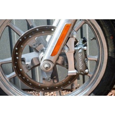 Upgrades caliper adapter bracket Brembo-100mm Harley Davidson Dyna Softail Touring – left