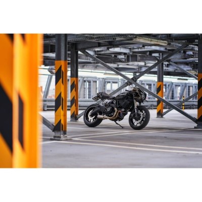Ducati Scrambler 800 z 2017r cafe racer custom by Dixer Parts