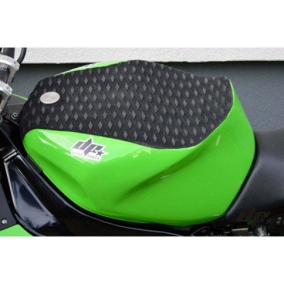 Antiskid fuel tank mat – traction pad -75 x 55 cm with a 3M glue – stunt windsurfing