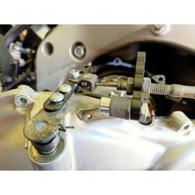 Clutch lever cable line extension on engine for Honda, Suzuki, Kawasaki, Yamaha Stunt