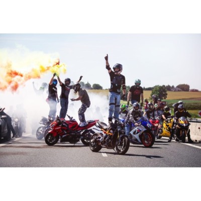 Hoodie KTS Killing The Streets -Chicks Love Tricks (M) for Motorcyclist Stunt
